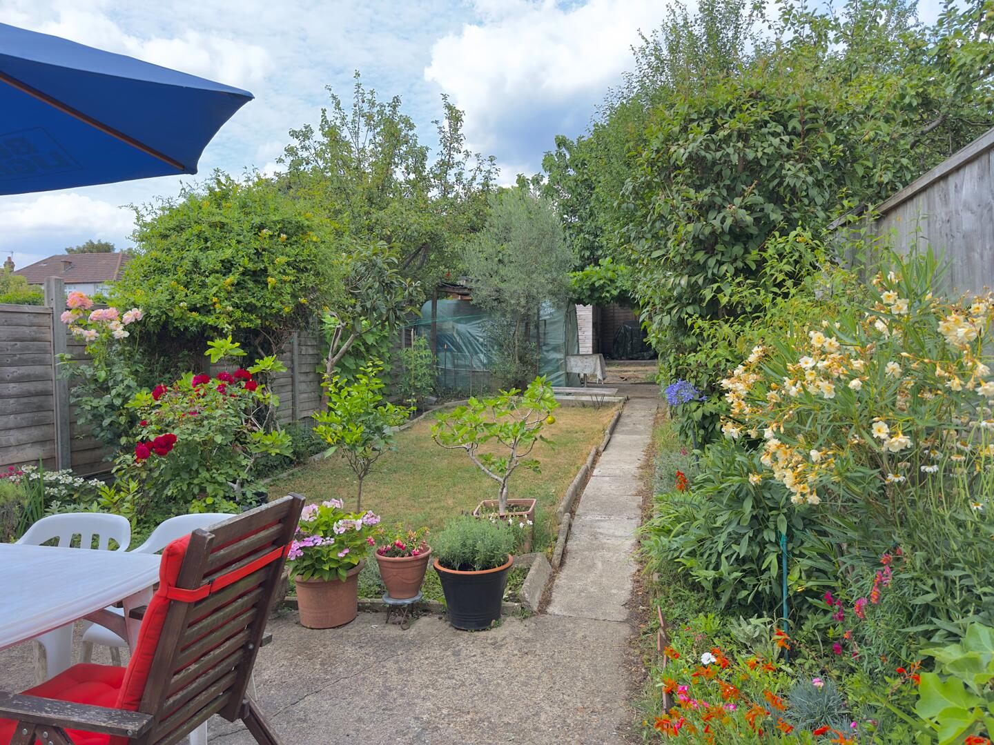 Berkshire Gardens, London